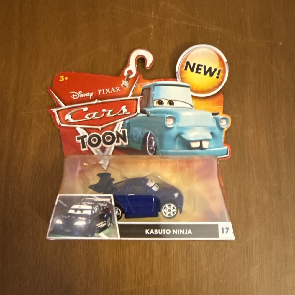 C0723 Mattel Disney Pixar Cars Toon "Kabuto Ninja (#17)" Car (New)
